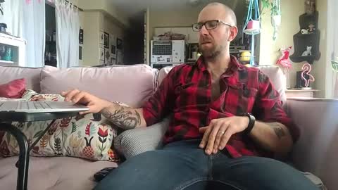 Snapshot of damien_mace chatting on December 24, 5:44 pm damien_mace online show from December 24, 5:44 pm