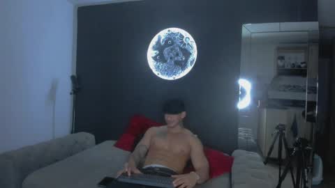 INSTAGRAM  DAMMIANMILLEROFICIAL online show from April 6, 4:57 am