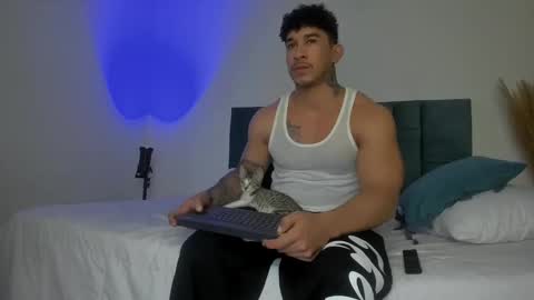 INSTAGRAM  DAMMIANMILLEROFICIAL online show from October 31, 5:31 am