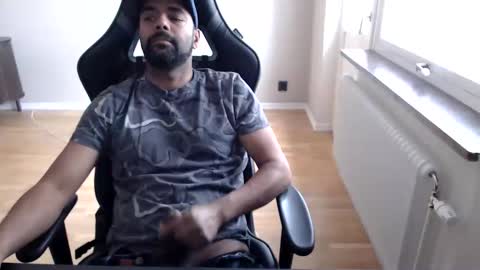 dan_the_man43 online show from April 6, 10:38 am