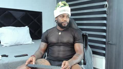 Dancel online show from December 24, 8:49 pm