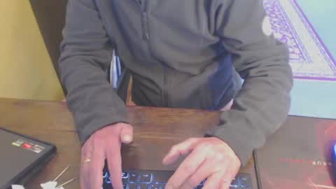 dandotamoon online show from November 3, 9:13 am