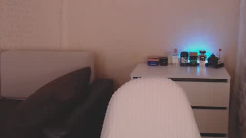 Daniel  Jerry online show from December 21, 7:22 pm