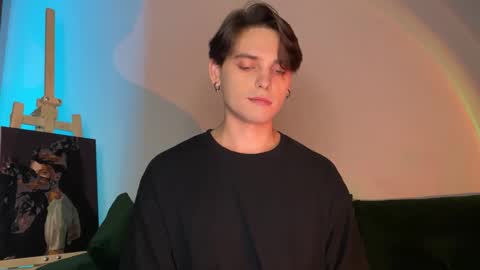 danieltuckerr online show from November 28, 10:11 pm