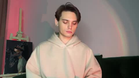 danieltuckerr online show from November 22, 2:55 am