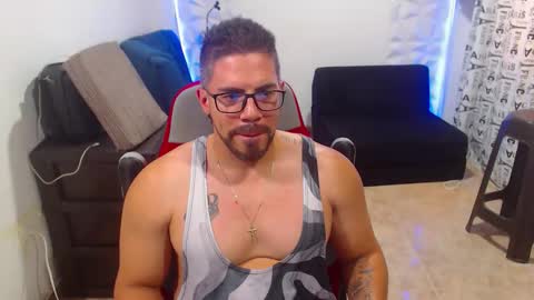 DANILO online show from December 17, 7:09 pm