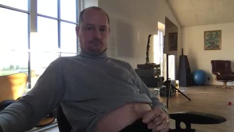 danishjss online show from November 26, 8:06 am