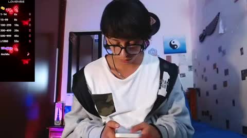 phantom555 online show from April 14, 10:09 pm