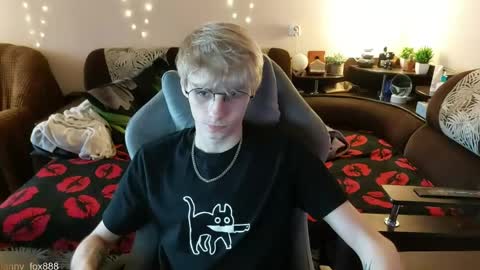 Daniel online show from April 30, 12:17 am