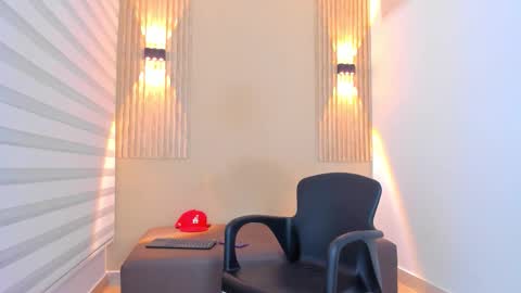 dante_armstrong online show from December 4, 4:08 am