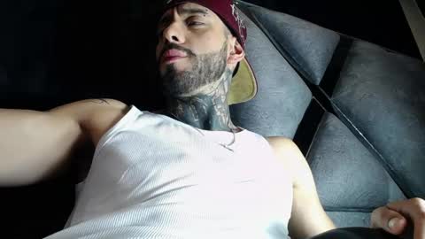 dante_d_angelo_ online show from April 14, 7:41 am