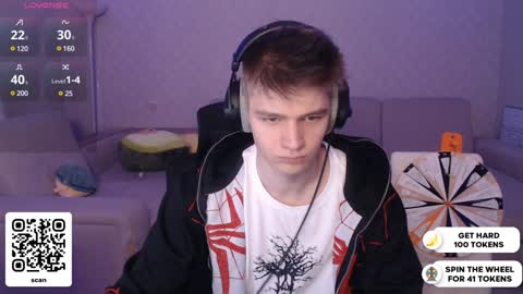 Snapshot of dantebigboi chatting on December 28, 5:57 pm Daniel online show from December 28, 5:57 pm