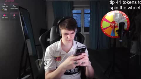 Snapshot of dantebigboi chatting on October 5, 11:14 am Daniel online show from October 5, 11:14 am