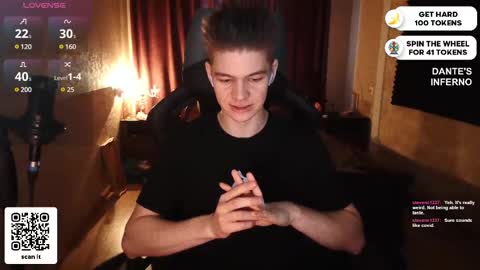 Snapshot of dantebigboi chatting on March 4, 1:12 am Daniel online show from March 4, 1:12 am