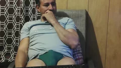 dantehot82 online show from January 30, 11:34 pm