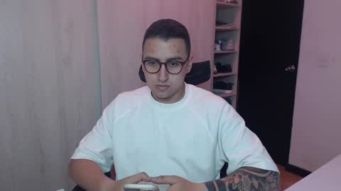 dantevesper online show from March 18, 1:19 am