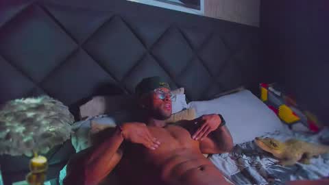 Dany online show from December 19, 1:24 am