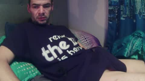 dark377 online show from December 28, 6:39 am