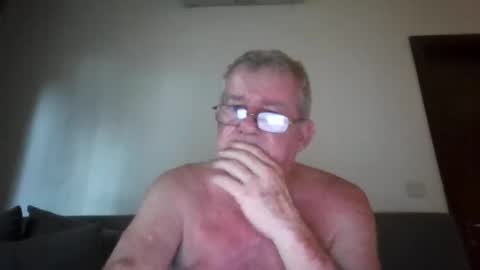 darwincock online show from June 7, 7:04 am