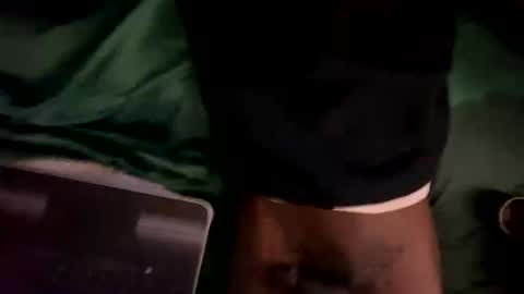 datthanglng online show from March 11, 9:38 am