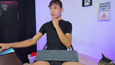 angel online show from November 17, 11:30 pm