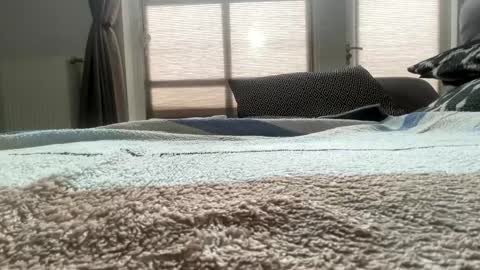 dave76b online show from February 14, 10:59 am