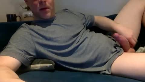 daveb709709709 online show from March 11, 1:34 am