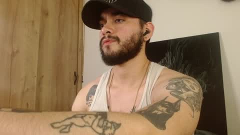 Twitter davidsanctum online show from March 31, 5:09 am