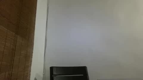 davidth000 online show from February 18, 5:27 am