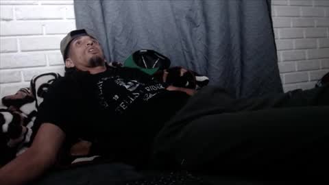 DAVILS online show from February 25, 4:02 am