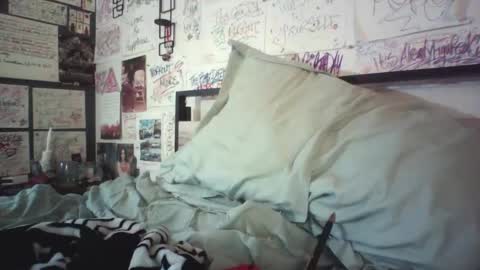 dbeamon92 online show from March 22, 2:22 pm