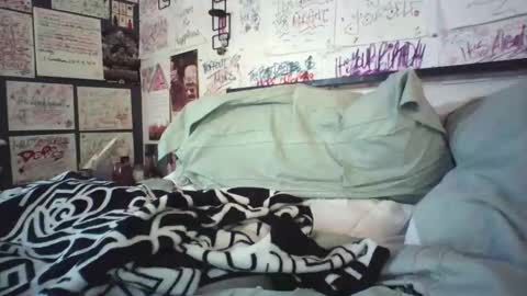 dbeamon92 online show from March 16, 12:53 pm