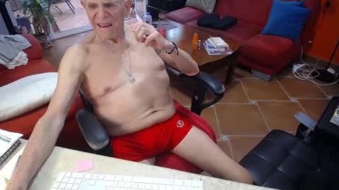 NOLADon online show from December 13, 9:21 pm