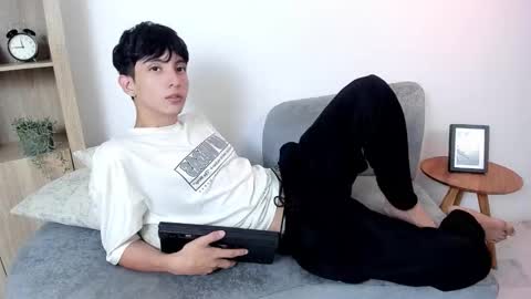 Jeycot online show from November 10, 1:49 pm