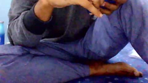 Snapshot of deepak4ualways chatting on December 19, 6:01 am sandy4umylove2014 online show from December 19, 6:01 am