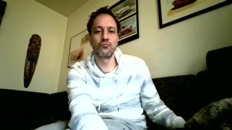 Snapshot of degrandis chatting on January 19, 12:39 pm Luka Magic online show from January 19, 12:39 pm