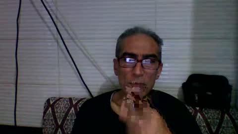 deliciousman online show from February 6, 7:05 am