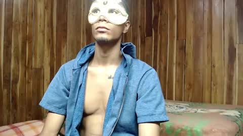 Snapshot of demarcous_nm chatting on October 21, 10:45 pm D.C online show from October 21, 10:45 pm