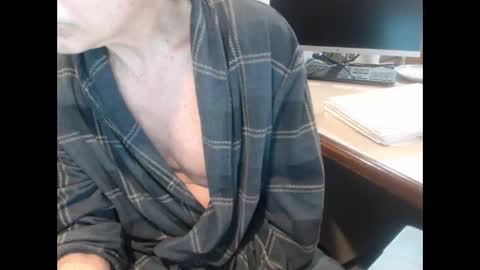 Den  Jet online show from April 24, 10:28 am