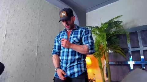 dennis_cox_ online show from March 4, 11:19 am