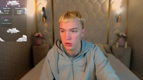 Derek online show from January 14, 8:23 pm