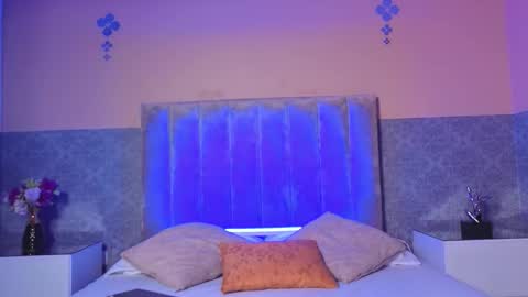 derek_sinn online show from February 24, 9:15 pm