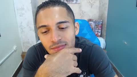 D E R E K online show from November 20, 10:25 am