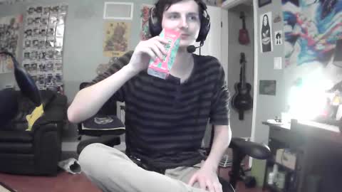 derekdings online show from January 19, 11:43 pm