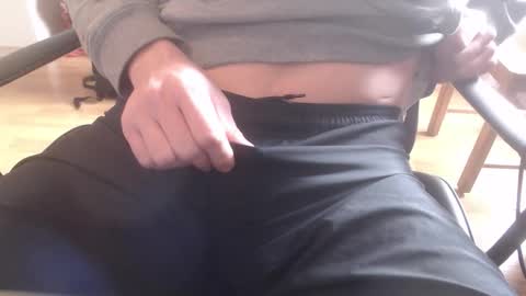 derstier02 online show from March 16, 1:37 pm