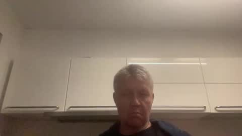 Devon online show from February 12, 1:00 am