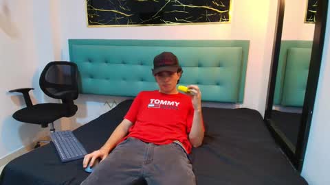   online show from October 18, 7:30 pm