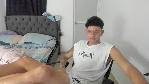 dick_master17 online show from November 11, 12:37 am