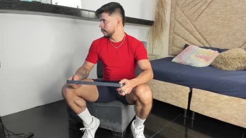 Dick Griffith online show from January 15, 12:30 am