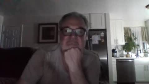 Snapshot of dickjr26 chatting on October 4, 1:32 am dickjr26 online show from October 4, 1:32 am